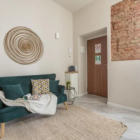 아파트 Stylish Studio, Skyline View, Modern Amenities 밀라노